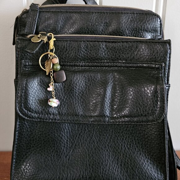 Vintage Floral Beaded Keychain with Gold Leaf Charm Bag - Picture 4 of 8